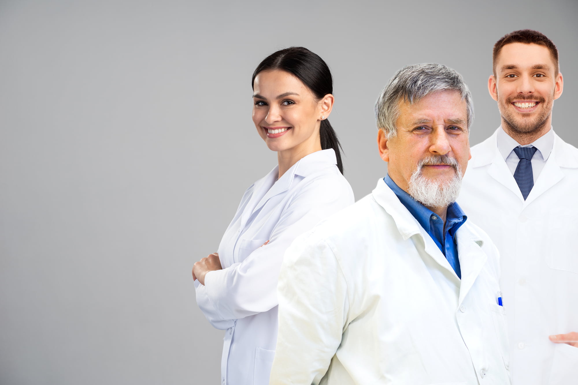Side,View,Of,The,Smiling,Female,Doctor,In,Lab,Coat